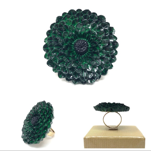 Jewelry - Hand painted enamel finish flower ring, NWOT